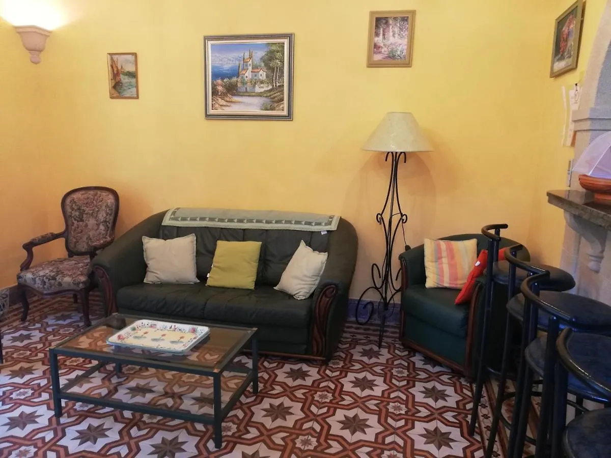 Le Jardin Provencal 2 Villa Le Thor 0*,